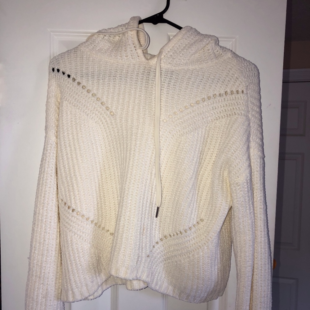 Soft White Fuzzy Cropped Hoodie